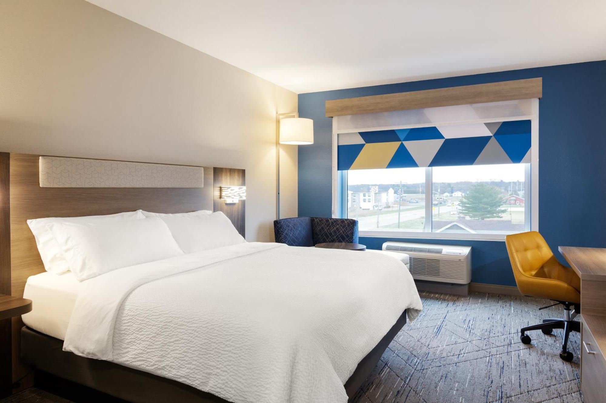 Holiday Inn Express Toledo North By Ihg Exterior photo